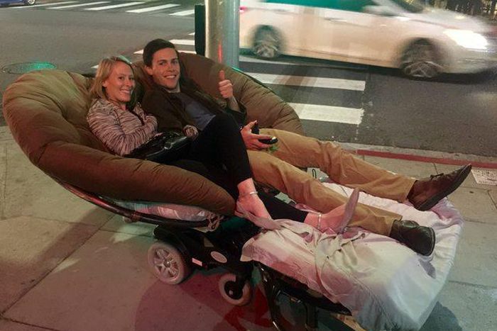 Couple goes viral after driving through streets in motorized papasan chair