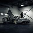 Drake's custom Lamborghini Aventador roadster