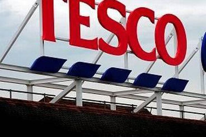 Tesco reports second straight quarter of UK sales growth