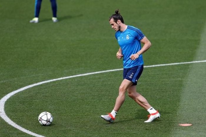Real Madrid's Gareth Bale during training session.Football Soccer - Real Madrid training session - Valdebebas, Madrid, Spain - 24/5/16.