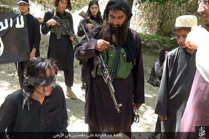 Thief has hand and leg amputated by ISIS