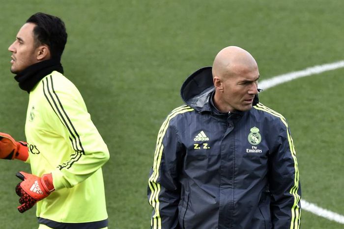 ___4774782___https:______static.pulse.com.gh___webservice___escenic___binary___4774782___2016___3___8___16___navas-zidane-cropped_15pel6ljafff3153bu0bcem4om