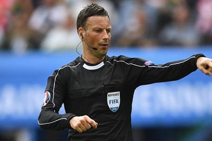 England's Clattenburg to referee Euro 2016 final