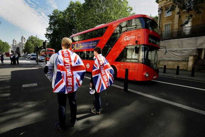 Britain could face recession, BoE to ease policy