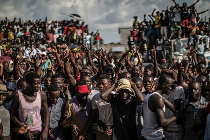 Congo police fire teargas, arrest opposition supporters