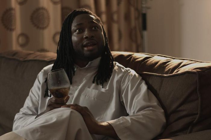 Uti Nwachukwu on the set of "Breathless"