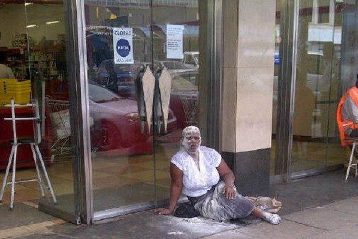 The female Zimbabwean shoplifter