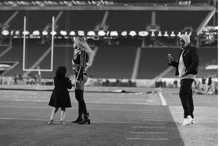 Beyonce with Blue Ivy and Jay Z