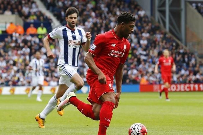 Bournemouth sign Liverpool winger Ibe on four-year deal