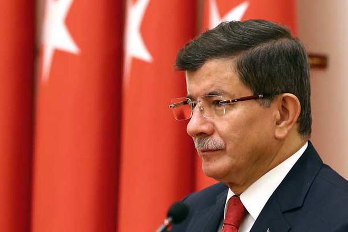 Turkey's main opposition backs prime minister's proposal to lift parliamentary immunity
