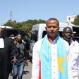 Opposition figure Moise Katumbi (C) arrives at the courthouse in Lubumbashi on May 13, 2016 