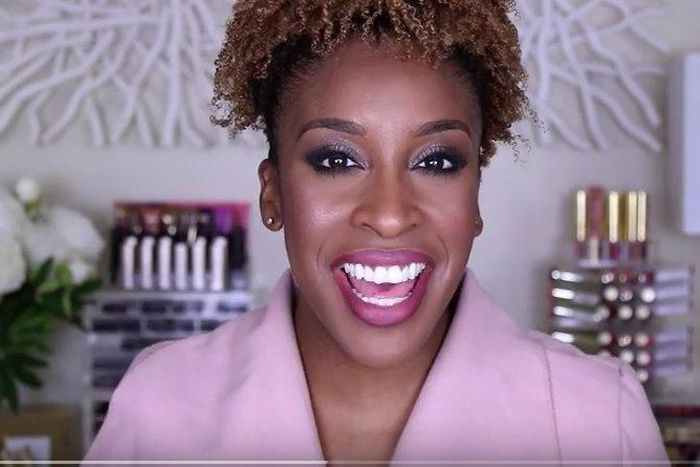 Jackie Aina shares tips for make-up for big eyes