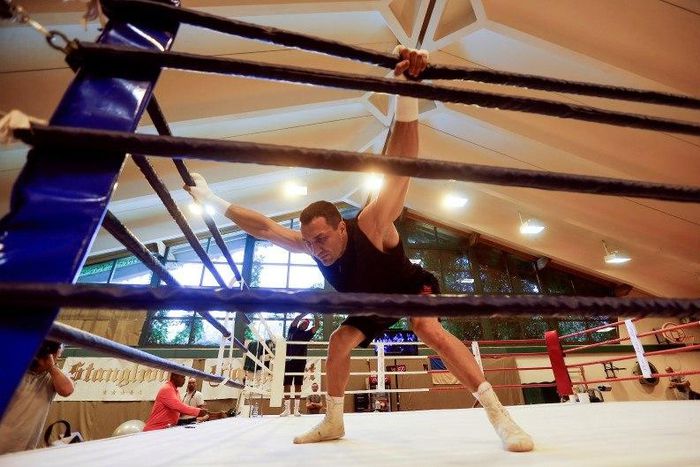 Fury to meet Klitschko in October rematch