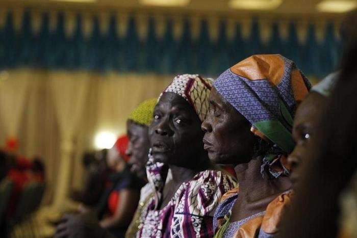 Parents of the Chibok girls attend a meeting with Nigeria's President Muhammadu Buhari at the presidential villa in Abuja, Nigeria, January 14, 2016. REUTERS/Afolabi Sotunde