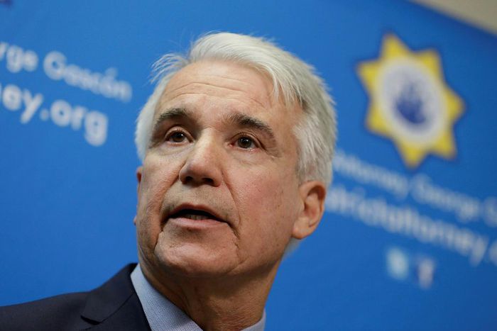 Five San Francisco officers found exchanging racist, homophobic texts