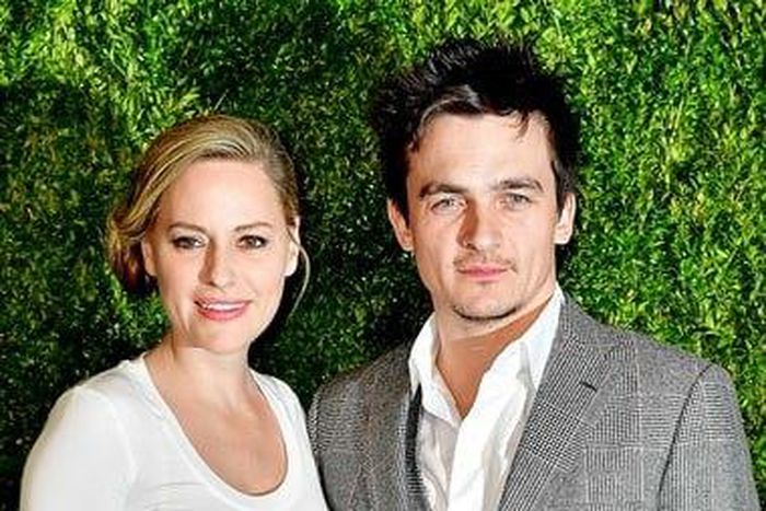 Aimee Mullins and Rupert Friend