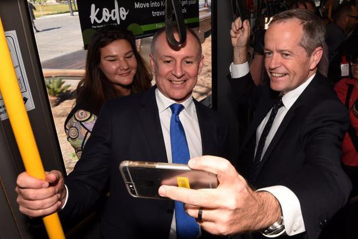 Australian opposition leader backs Clinton, slams Trump