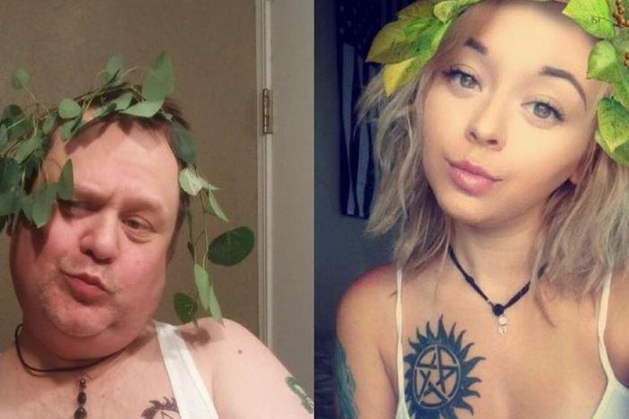 Hilarious photos of man imitating his daughter's selfies have gone viral