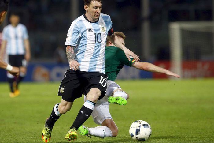 Argentina's Lionel Messi in action against Bolivia's Alejandro Bracamonte.