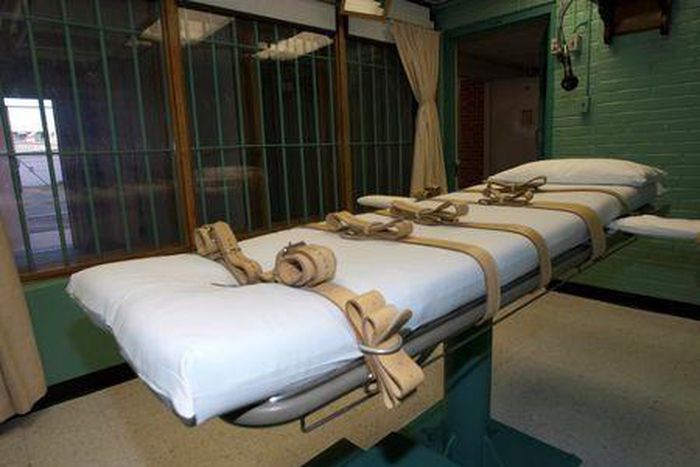 Pfizer ban on lethal drug sales complicates executions in 20 U.S. states