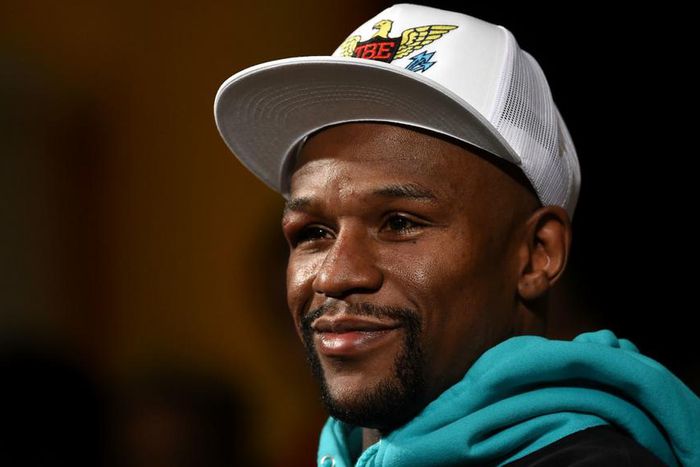 ___4709717___https:______static.pulse.com.gh___webservice___escenic___binary___4709717___2016___2___20___17___floyd-mayweather-cropped_a3o9hjrsgs0a1s477svhc9qld