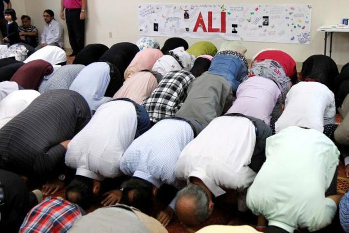 Muslim leaders condemn Florida massacre, brace for backlash