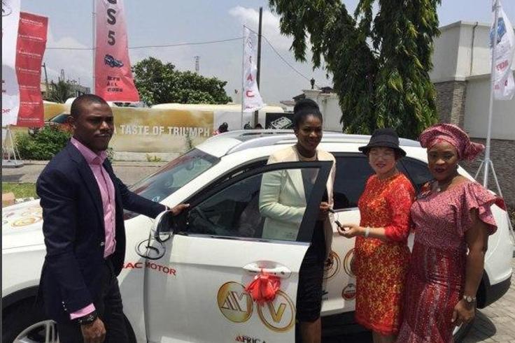 Stephanie Linus receives her AMVCA car prize