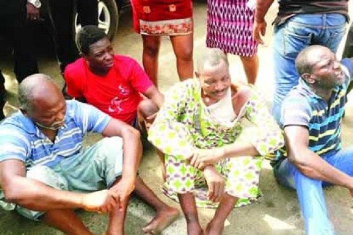 The blind thief and his colleagues