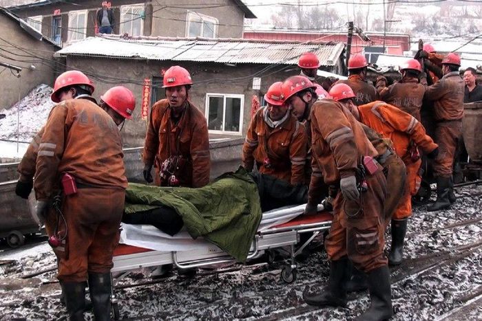 6 dead in China coal mine explosion