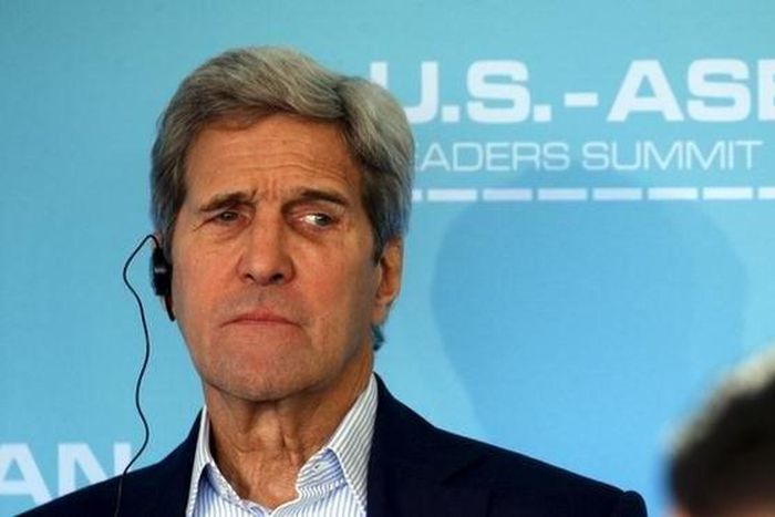 U.S. Secretary of State John Kerry listens to opening remarks during the 10-nation Association of Southeast Asian Nations (ASEAN) summit at Sunnylands in Rancho Mirage, California February 15, 2016. REUTERS/Kevin Lamarque