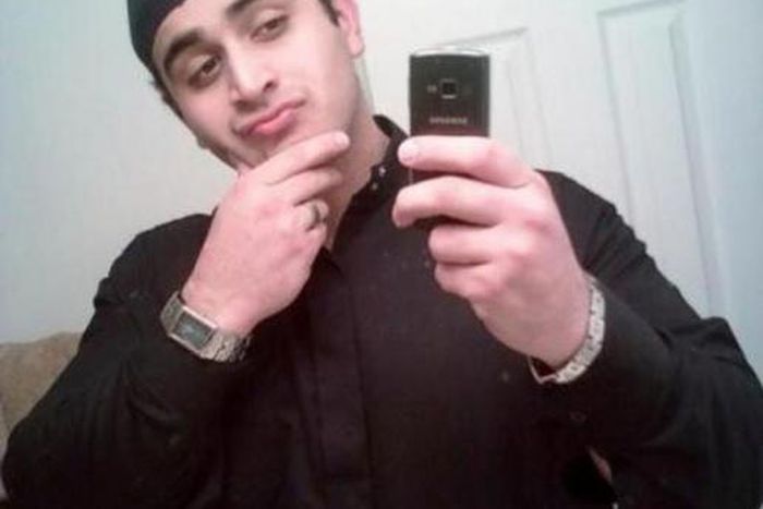 Orlando nightclub gunman seen as self-radicalized
