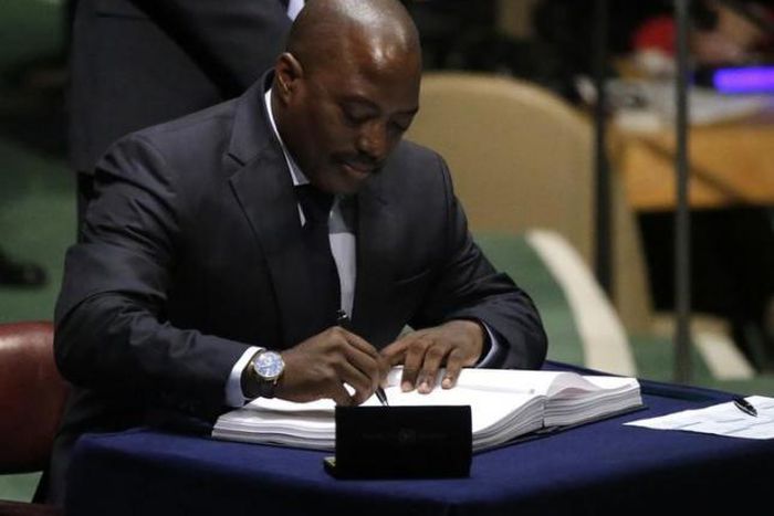 Top Congo court says Kabila stays in power if election not held