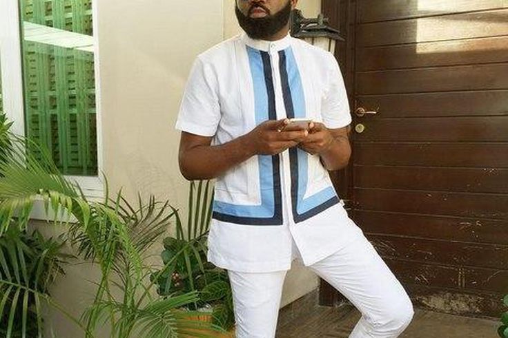 Celebrity blogger in urban look