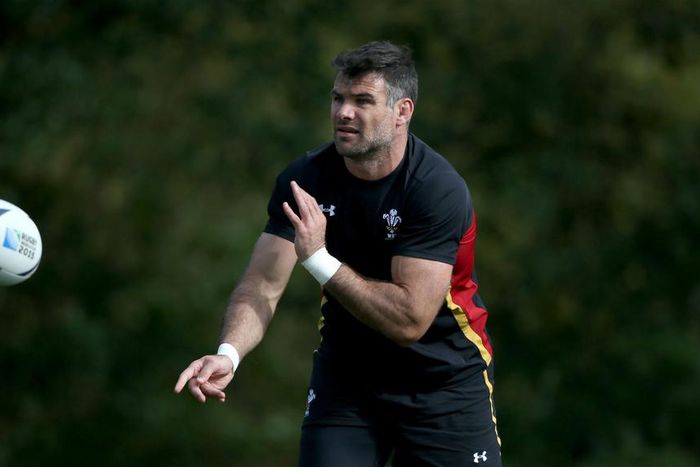 ___4997818___https:______static.pulse.com.gh___webservice___escenic___binary___4997818___2016___5___5___16___mikephillips-cropped_q6gv4kl98b3a1jb3riz8ftxpp_1