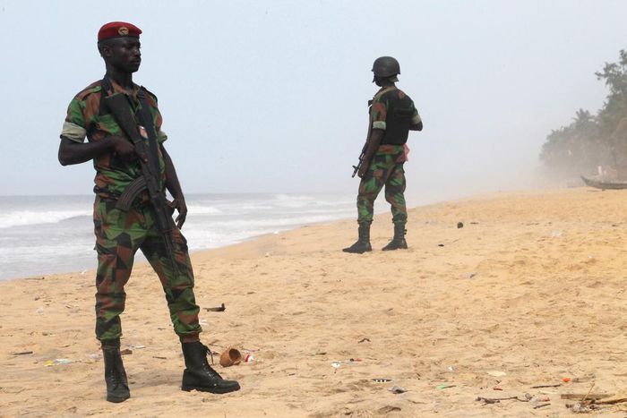 Ivory Coast arrests two soldiers for suspected links to al Qaeda
