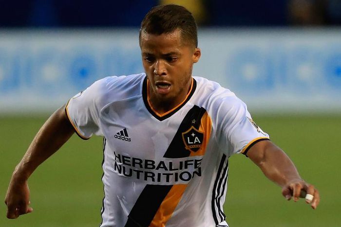 ___4924780___https:______static.pulse.com.gh___webservice___escenic___binary___4924780___2016___4___16___7___giovanidossantos-cropped_yecbignu52ri1socu27ja1t85