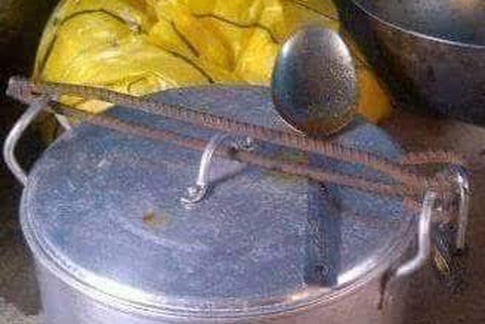 This is what happen when you cook with fresh tomatoes in Nigeria.