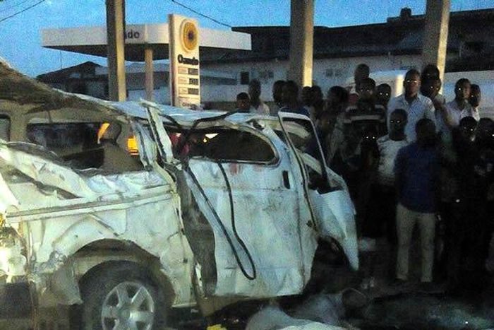 9 die as truck crushes bus at Fadeyi