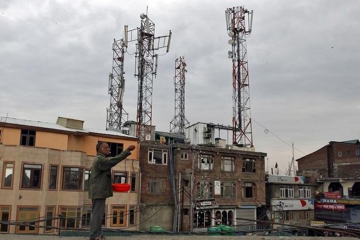 African telecom towers firm IHS to buy Nigerian rival