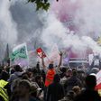 French govt, unions, clash over right to march vs risk of violence
