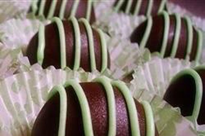 ___5059030___https:______static.pulse.com.gh___webservice___escenic___binary___5059030___2016___5___20___18___cake+balls