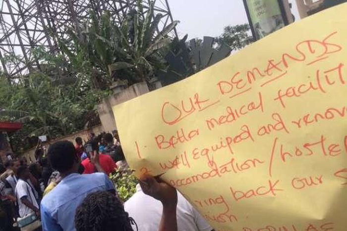 Students protest at YABATECH