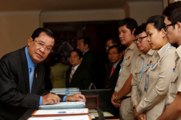 Cambodia parliament approves PM's 'healthier' new cabinet