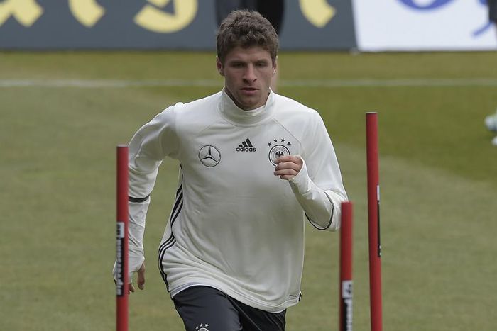 ___4845985___https:______static.pulse.com.gh___webservice___escenic___binary___4845985___2016___3___25___14___thomasmuller-cropped_17hd90was2fka1wh9ycakjq5tj_1