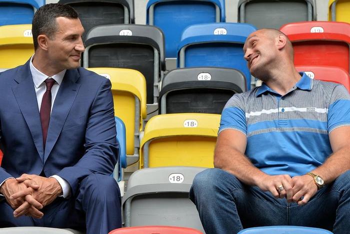 ___4222438___https:______static.pulse.com.gh___webservice___escenic___binary___4222438___2016___4___7___18___wladimir-klitschko-tyson-fury-cropped_12q49kbwaxfuh16o4g09hcrd5t