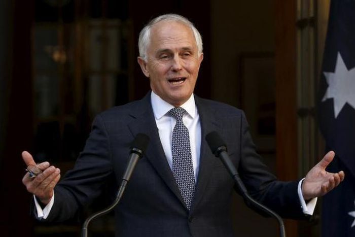 Australian PM Turnbull looks to heal wounds on Indonesia visit