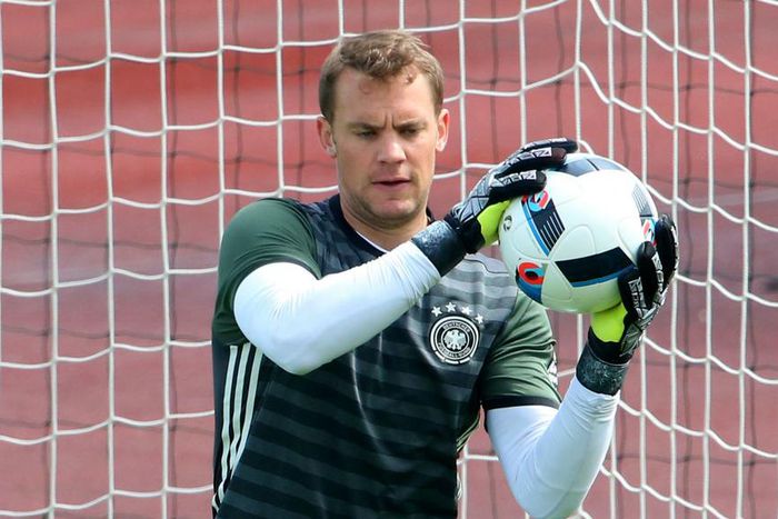 ___5131350___https:______static.pulse.com.gh___webservice___escenic___binary___5131350___2016___6___9___19___manuelneuer-cropped_uym6h08532w91fu52a8f0ome1_2