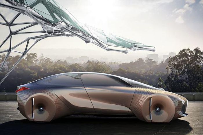 BMW's Vision Next 100 Concept