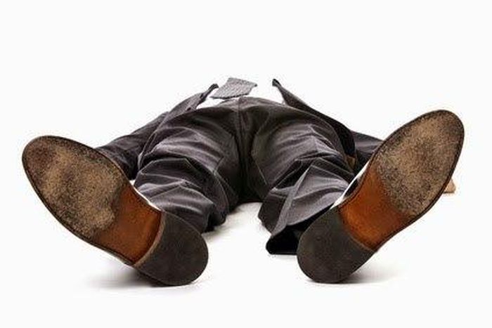 Fraudster collapses in court