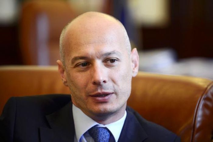 Romania arrests central bank deputy governor in graft investigation